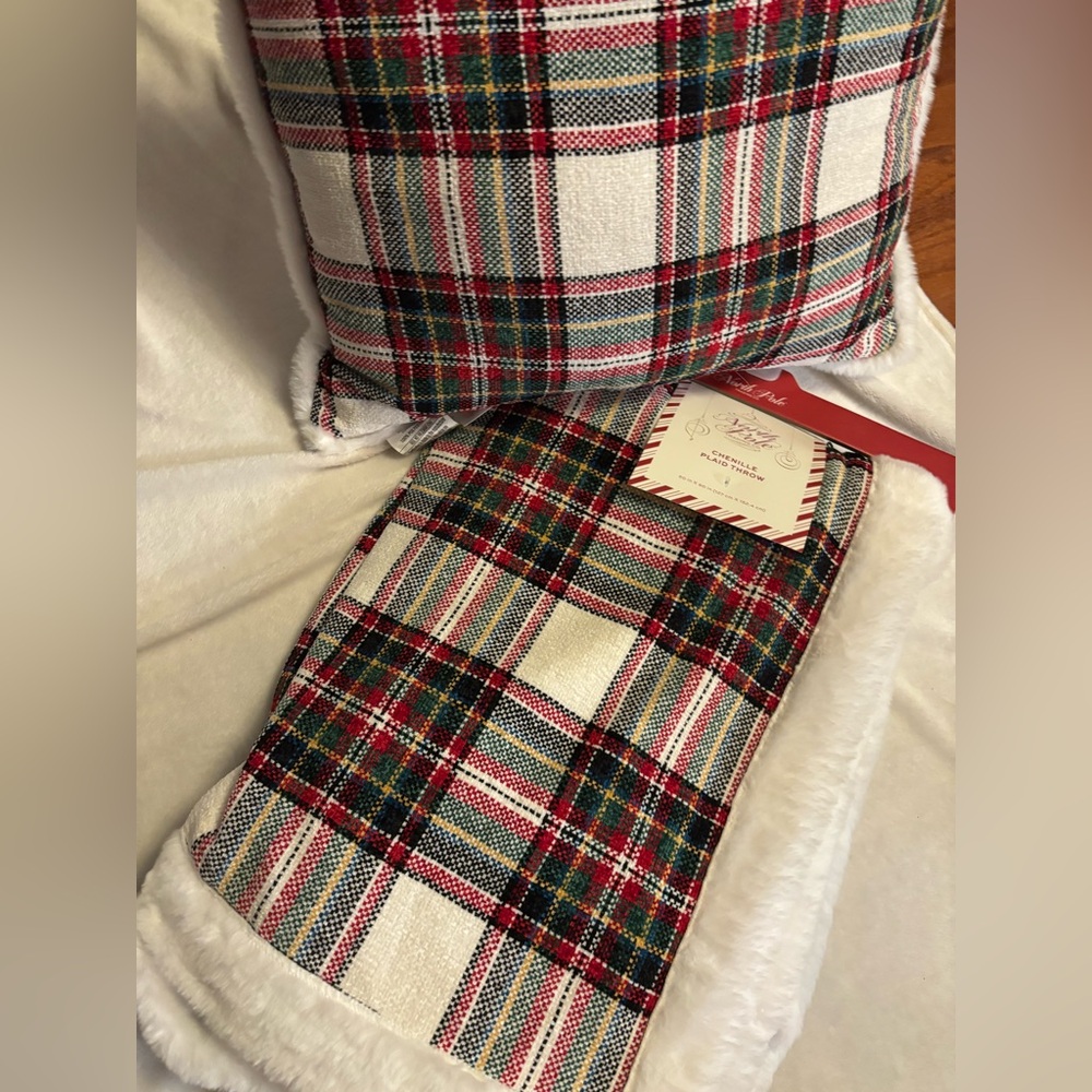 North Pole Trading Company Chenelle Throw Blanket and Matching Pillow NWT - Picture 6 of 8